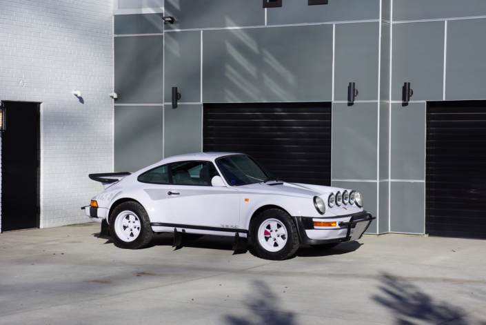 Side view of Leh Keen's Custom 1983 930 Turbo in Moonstone with "Windows 95 in color" fabric