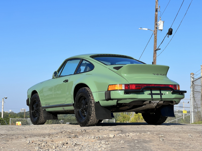 Side View of Leh Keen's Custom Built 1984 911 Carrera